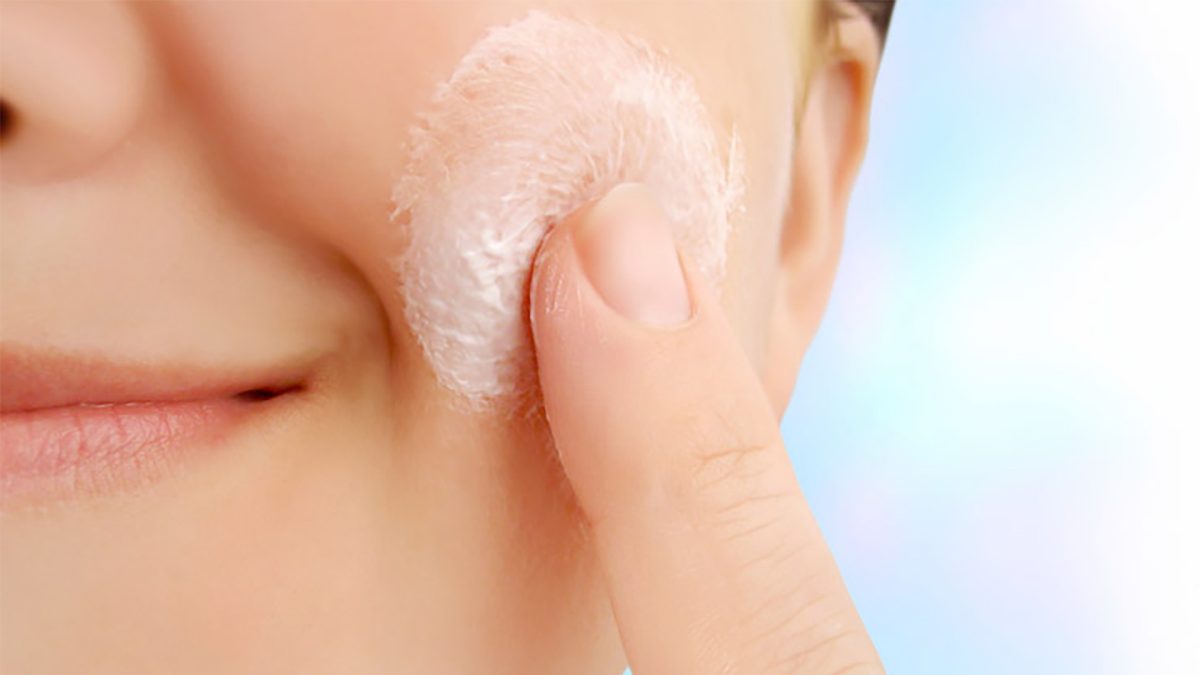 Tyto 5 procedur vrátí vaší pokožce mládí bez injekcí! Budete překvapeni, jak je to jednoduché a dostupné už dnes. 8 Tyto 5 procedur vrátí vaší pokožce mládí bez injekcí! Budete překvapeni, jak je to jednoduché a dostupné už dnes.