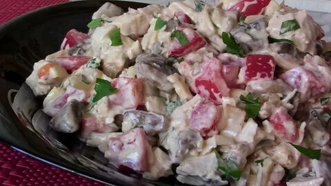 Rajčatový salát s majonézou: Výborný letní recept plný chuti 3 Rajčatový salát s majonézou: Výborný letní recept plný chuti
