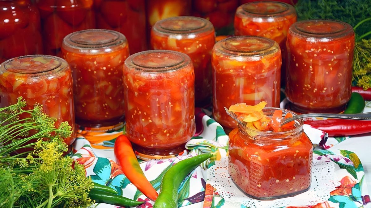 Jak udělat lečo ještě chutnější: Top-5 přísad a koření 14 Jak udělat lečo ještě chutnější: Top-5 přísad a koření