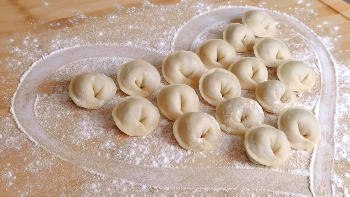 Kynutý knedlík: Nadýchaný symbol české kuchyně! Proč ho milují i ti, kteří těsto nemusí?