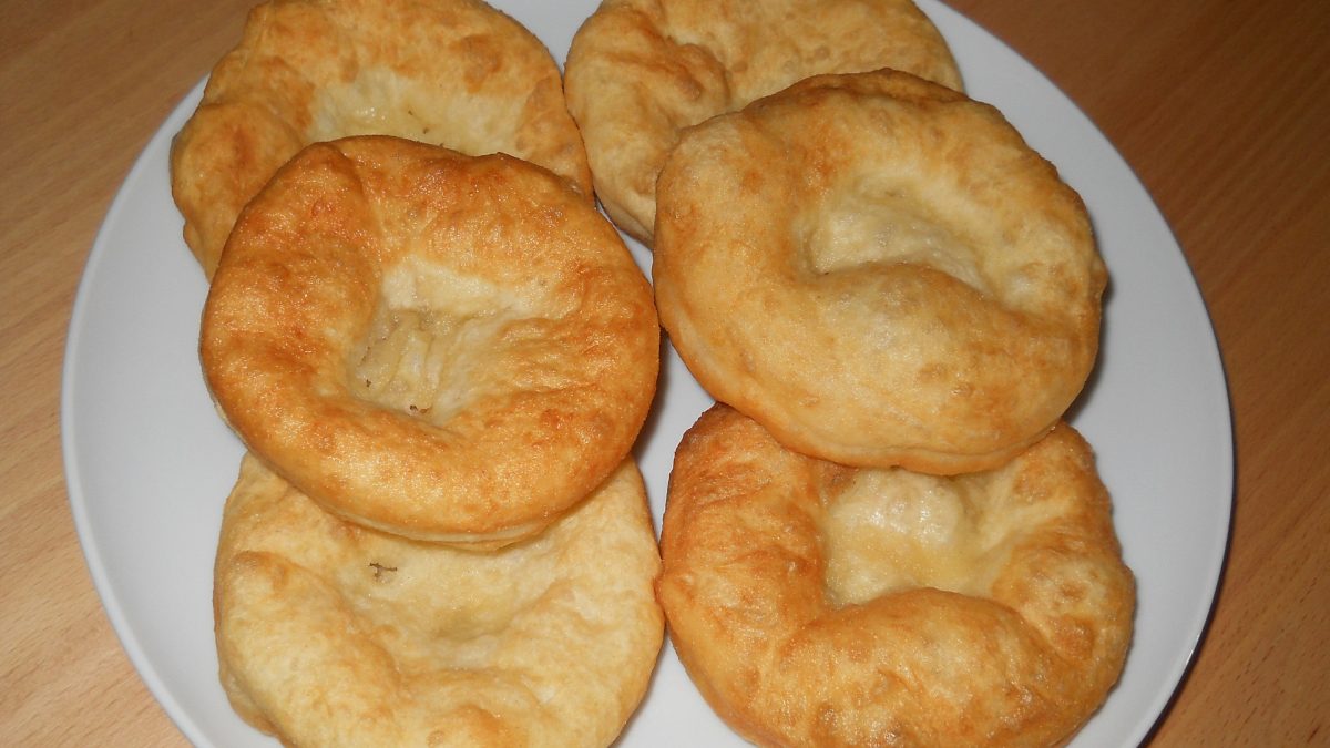 Langoše recept, které budou chutnat lépe než na ulicích Budapešti! 10 Langoše recept, které budou chutnat lépe než na ulicích Budapešti!