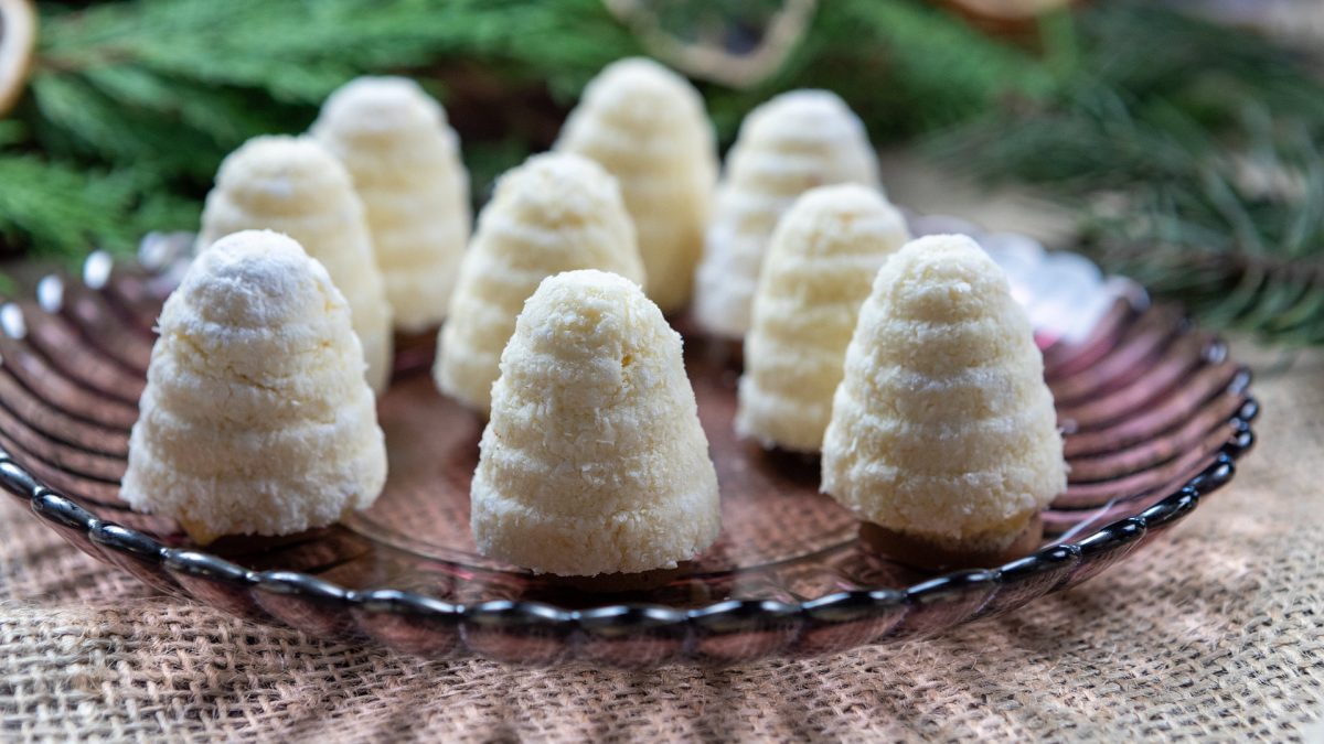 Vosi hnizda: Staročeský recept, který se dědí z generace na generaci 12 Vosi hnizda: Staročeský recept, který se dědí z generace na generaci