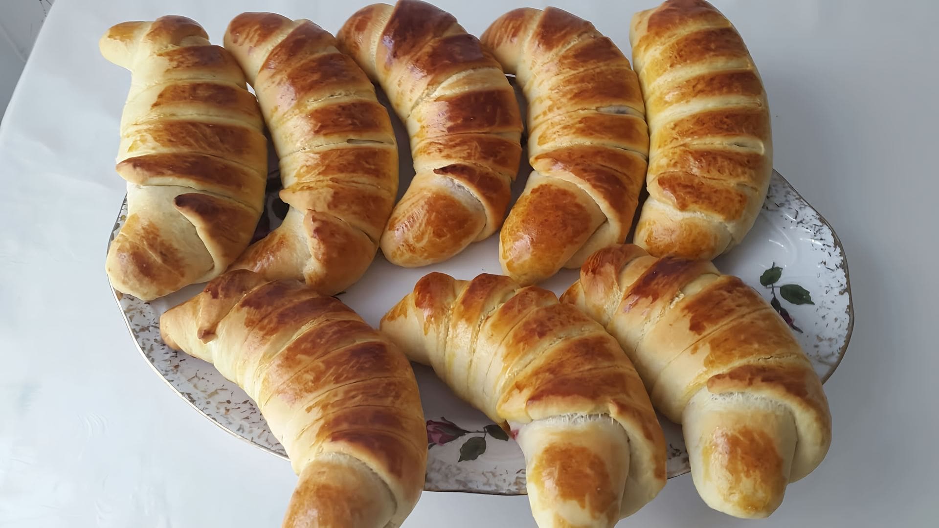 Vanilkové rohlíčky: Krok za Krokem pro Dokonalý Výsledek 3 vanilkové rohlíčky - Krok za krokem