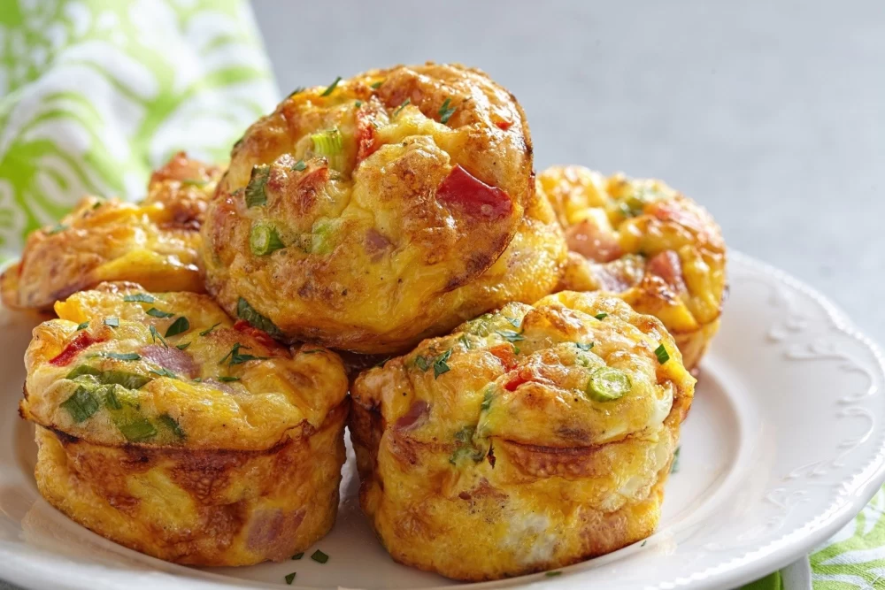 Zdravý vaječné muffiny: Recept pro Celou Rodinu 3 vaječné muffiny - Krok za krokem
