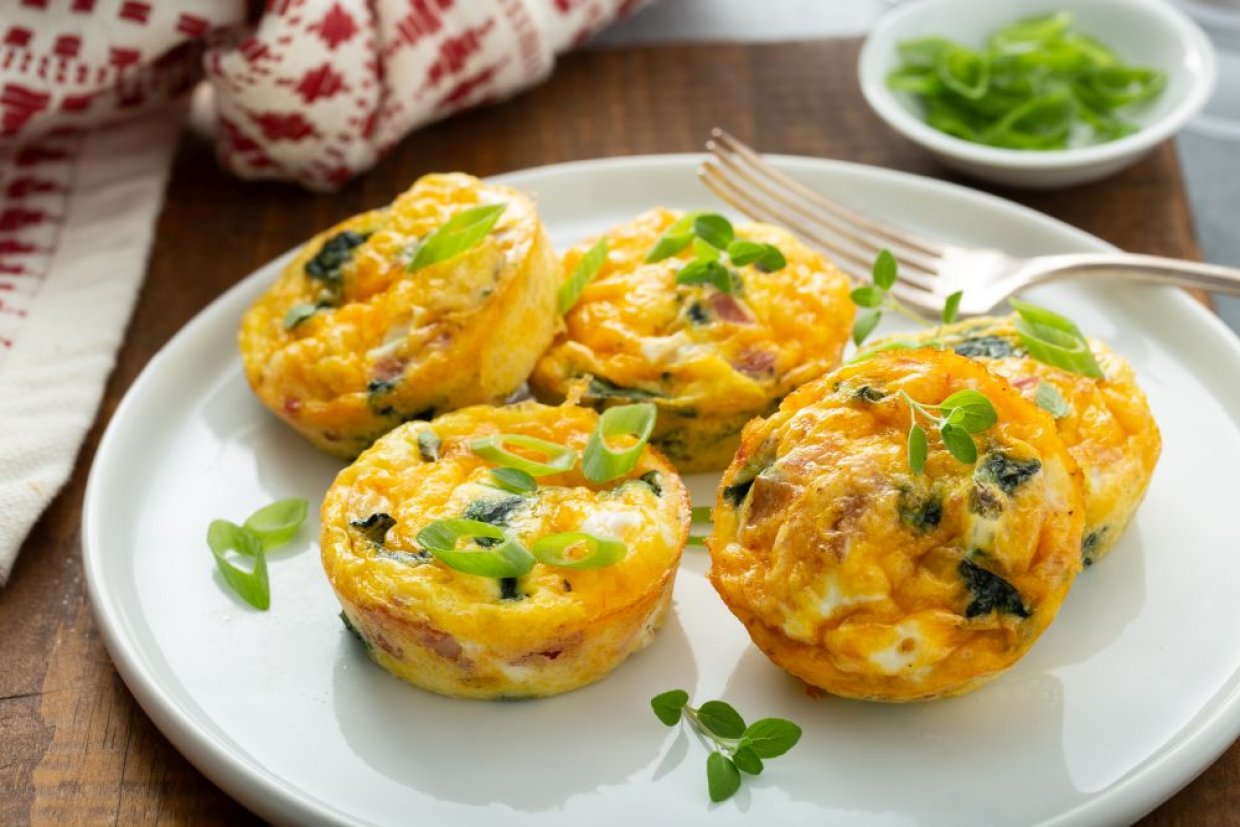 vaječné muffiny - Featured