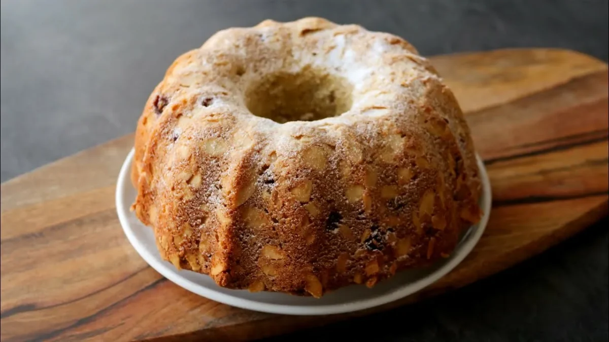 Maminčina ořechová bábovka 8 ořechová bábovka - Featured