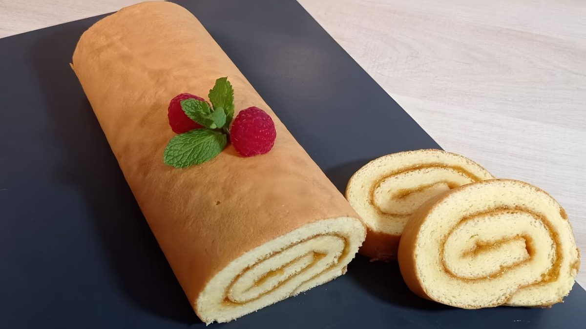 Rolada snů: Luxusní piškotová roláda, která se vždy povede 14 Rolada snů: Luxusní piškotová roláda, která se vždy povede