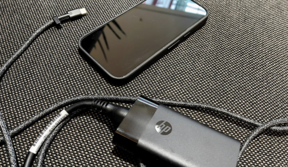 Můžete nabíjet chytrý telefon nabíječkou k notebooku? 14 3 916 / 5 000 Můžete nabíjet chytrý telefon nabíječkou k notebooku?